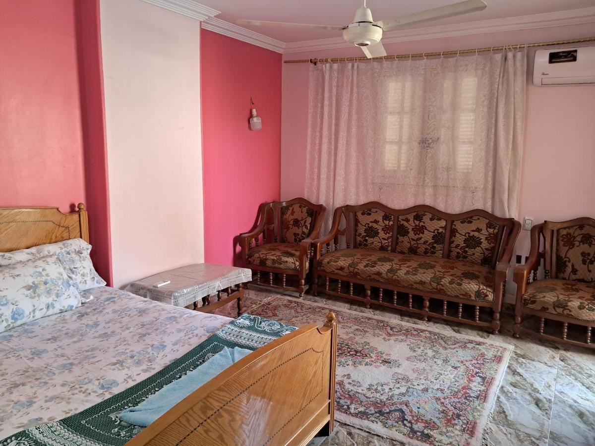 مميزة جدا في قلب العاصمة قريبة من جميع الأماكن والخدمات Apartment Cairo
