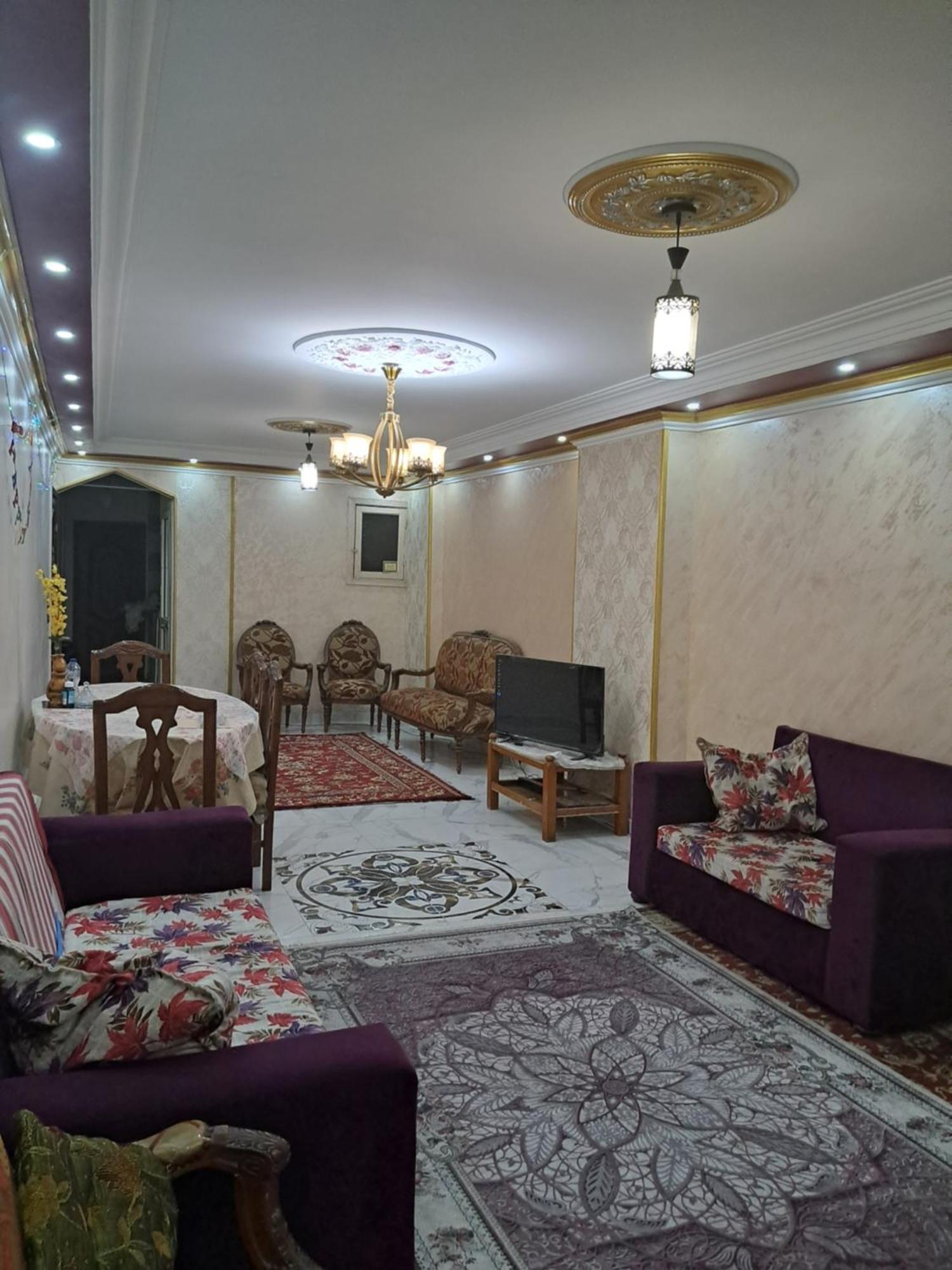 مميزة جدا في قلب العاصمة قريبة من جميع الأماكن والخدمات Apartment Cairo